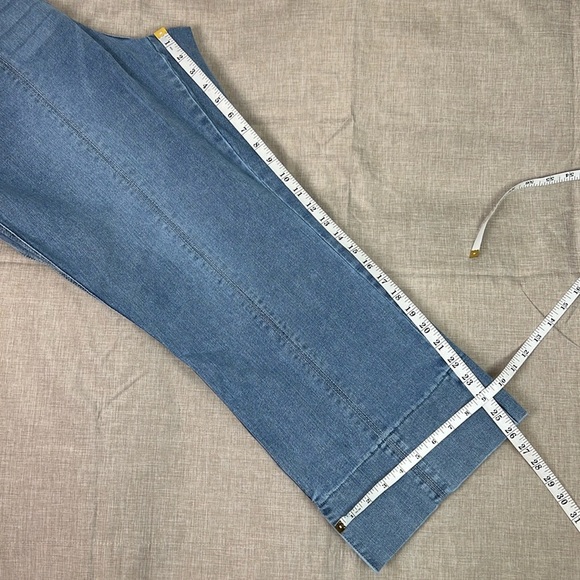 Democracy New Women’s 20W “AB Technology” High Rise Kick Flare Cropped Jean - Picture 15 of 16